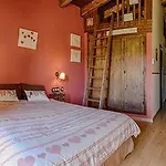 Hotel La Casa Del Rio 3*