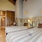 La Casa Del Rio 3*