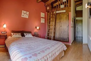 Ξενοδοχείο La Casa Del Rio 3*